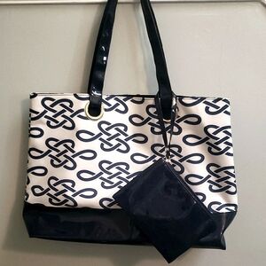 Estee Lauder Large Navy/White Tote Bag with Wristlet Canvas/PCV